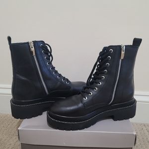 Stiven Madden boots 7.5 black